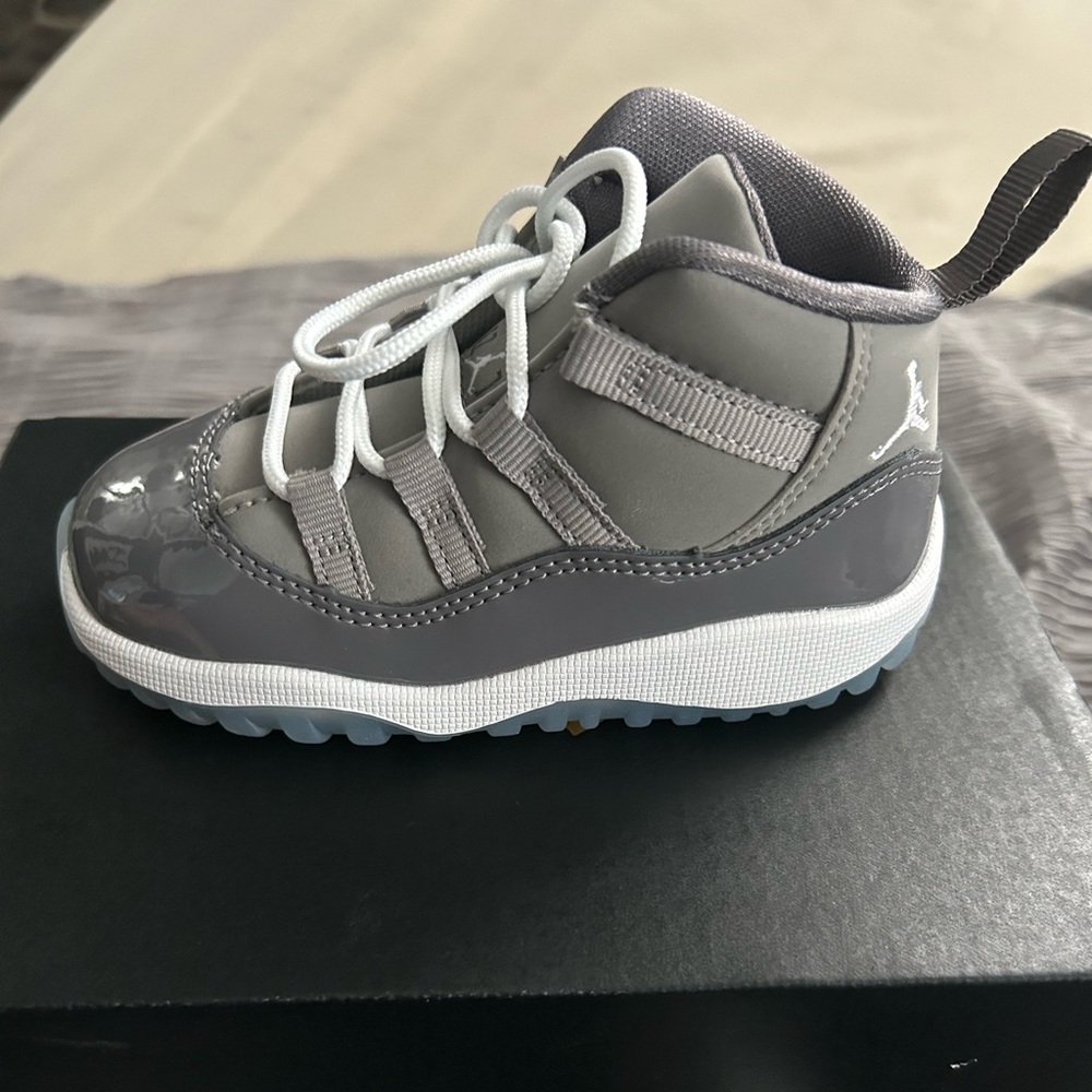 Brand new Jordan 11 cool greys